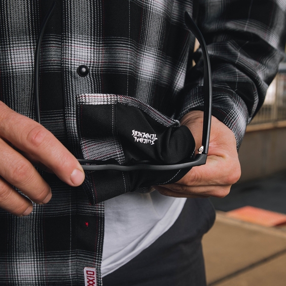 DIXXON Suicidal Tendencies 40YR Plaid Flannel - Picture 5 of 6